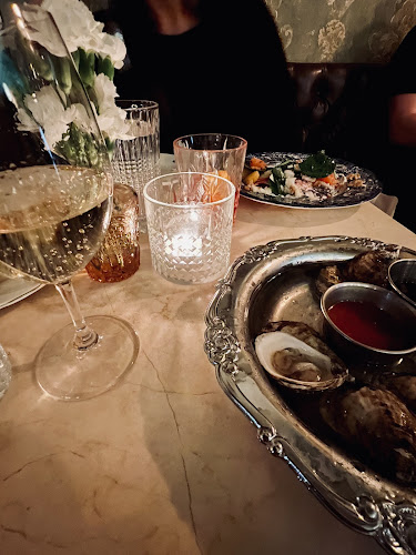 164 Langside St, Winnipeg, MB R3C 1Z4