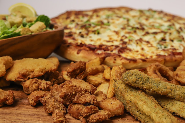 Vern's Pizza - 11th St. - Hospitality and gastronomy