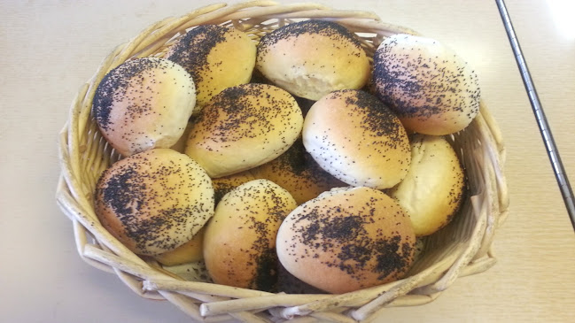 Comentarii opinii despre Empress Bakery LTD