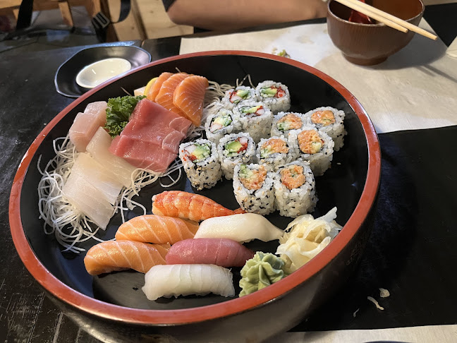 Sapporo Sushi Ottawa - Hospitality and gastronomy