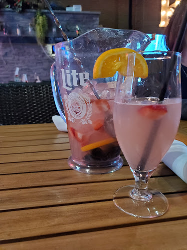 Comentarii opinii despre Roof Top