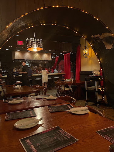 430 College St, Toronto, ON M5T 1T3