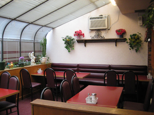 Chicken Delight | Brandon - Hospitality and gastronomy