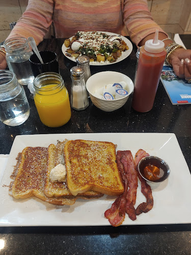 265 Bruce St, Sault Ste. Marie, ON P6B 1P5