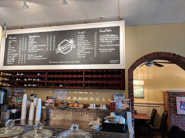 364 8th St #103, Courtenay, BC V9N 2N6