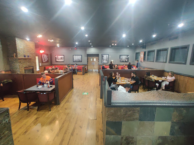 Comentarii opinii despre Ricky's All Day Grill & RG's Lounge - Whitehorse