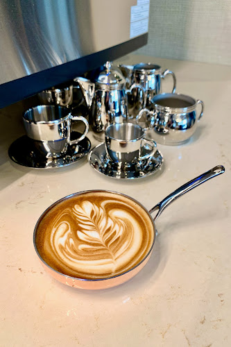 Hutch Cafe - Calgary