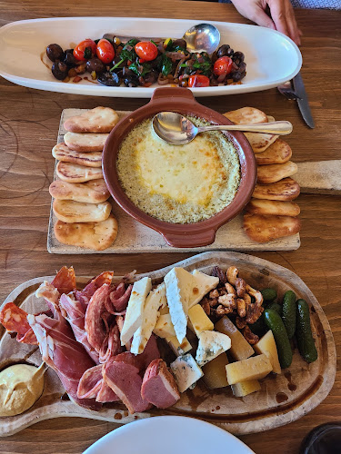 Copper Kettle Pub - Halton Hills