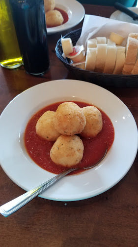 5785 Victoria Ave, Niagara Falls, ON L2G 3L6