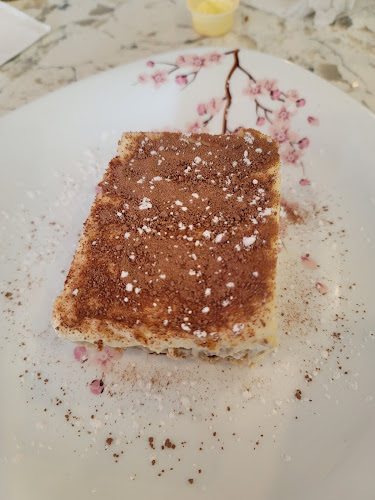 594 College St, Toronto, ON M6G 1B3