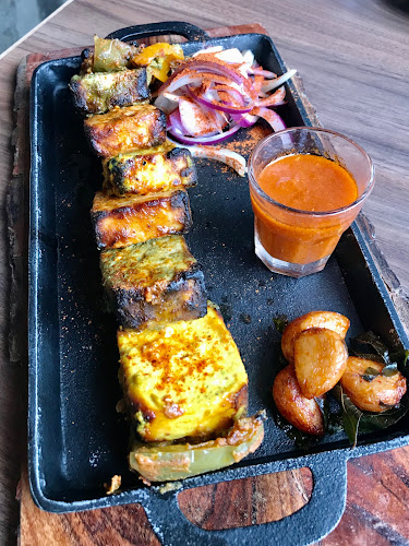 Fitoor - Indian Food Obsession - Hospitality and gastronomy