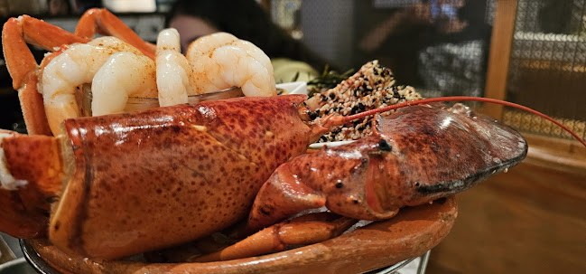 100 Adelaide St E, Toronto, ON M5C 1K9