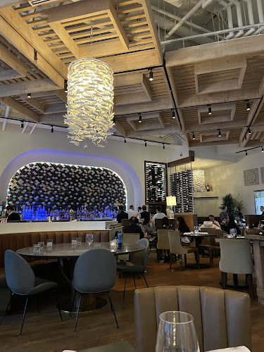 475 Howe St, Vancouver, BC V6B 2B3