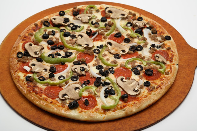 Opinii despre Second Slice Pizza în Victoria - Hospitality and gastronomy