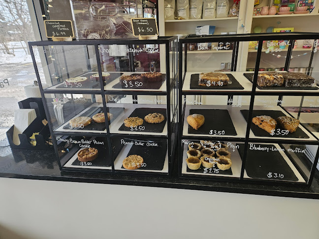 Opinii despre Petits Macarons în Ottawa - Hospitality and gastronomy