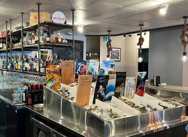 Comentarii opinii despre Fanny Bay Oyster Bar & Shellfish Market