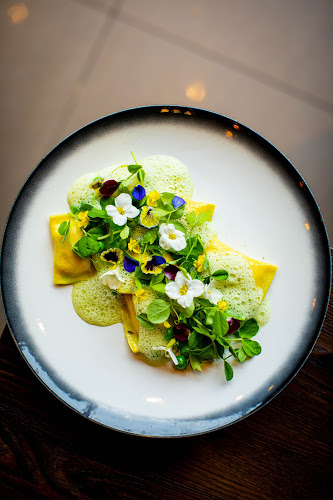 S&V Uptown - Hospitality and gastronomy