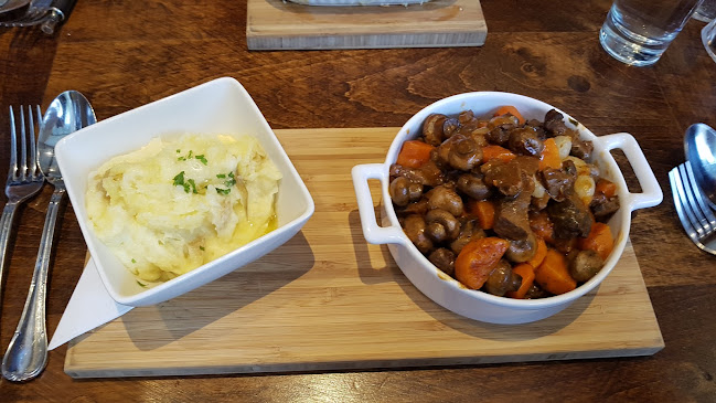 101-1100 Burrard St, Vancouver, BC V6Z 1Y7