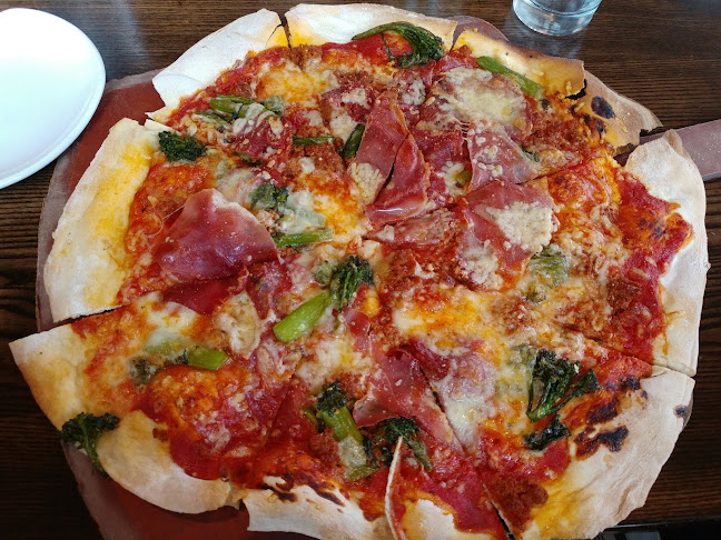 Opinii despre Bight Restaurant & Bar în Thunder Bay - Hospitality and gastronomy