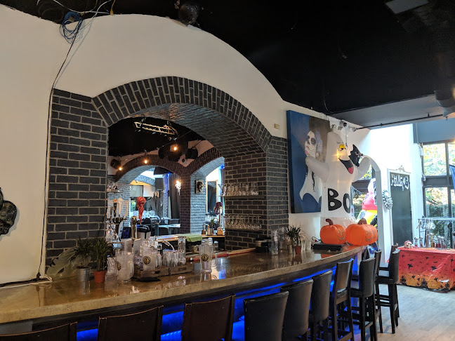 Comentarii opinii despre Mangos Kitchen Bar