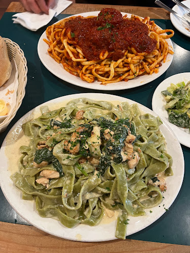 4260 Hastings St, Burnaby, BC V5C 2J6