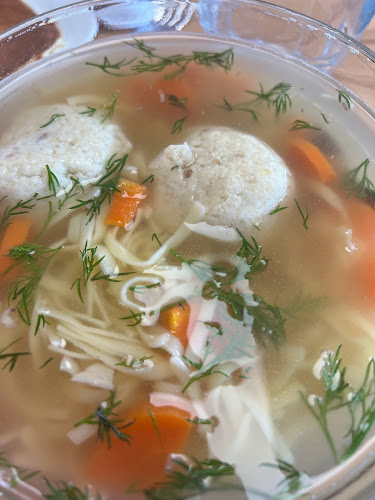 Opinii despre Bernstein's Deli în Winnipeg - Hospitality and gastronomy