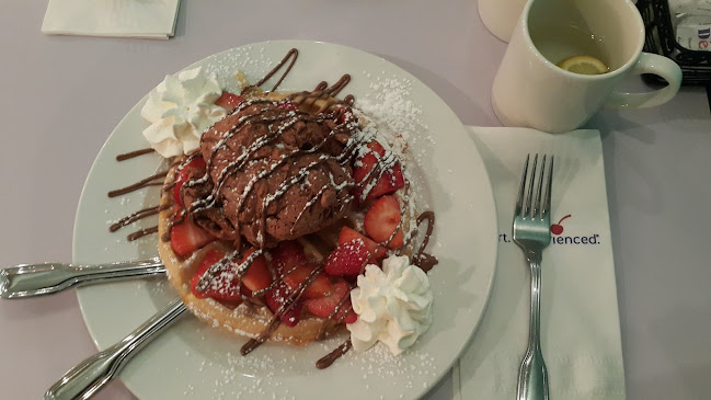 Demetres Richmond Hill - Richmond Hill