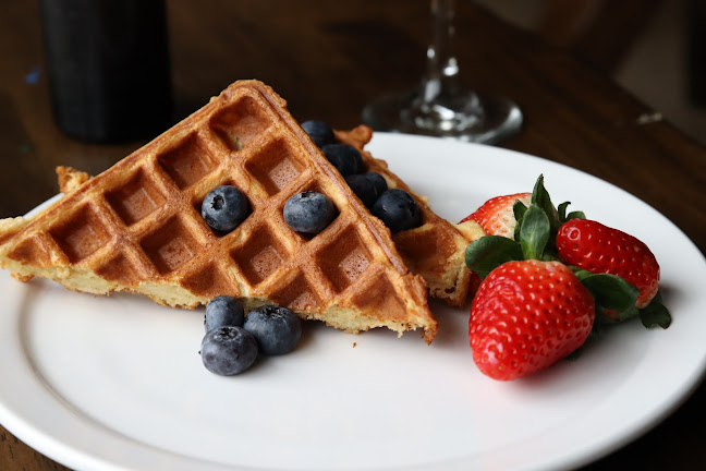 614 Coronation Blvd, Cambridge, ON N1R 3E8