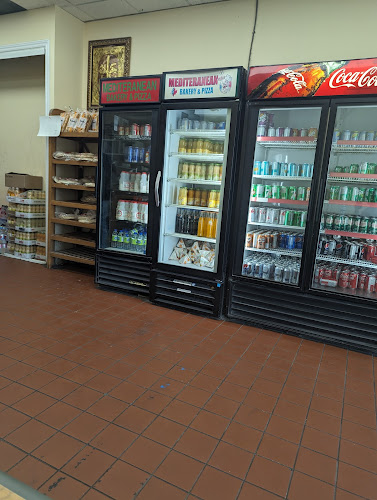 Comentarii opinii despre Mediterranean Bakery & Pizza