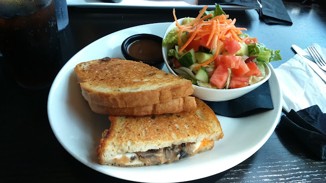 Opinii despre The Wave în London - Hospitality and gastronomy