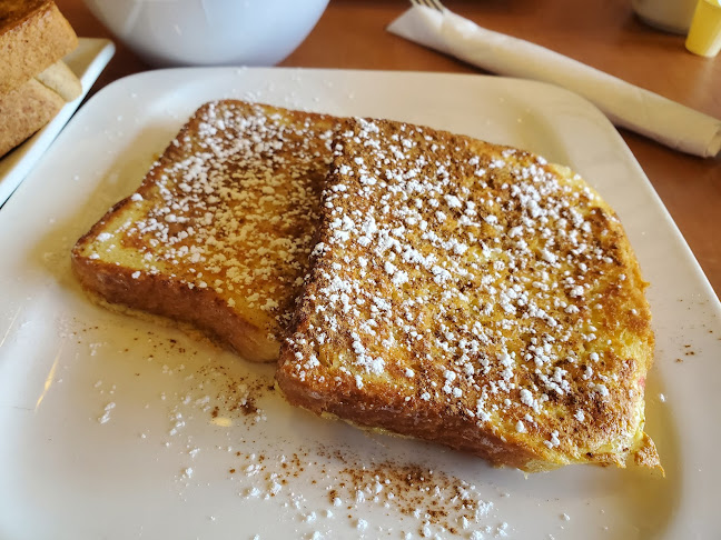 Country Girl Family Restaurant - Hospitality and gastronomy