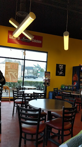 Opinii despre Lee's Famous Recipe Chicken în Nanaimo - Hospitality and gastronomy