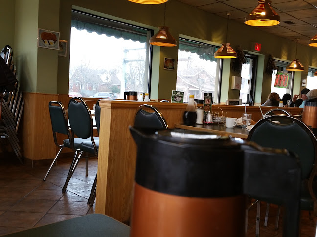 5810 Stanley Ave, Niagara Falls, ON L2G 3X8