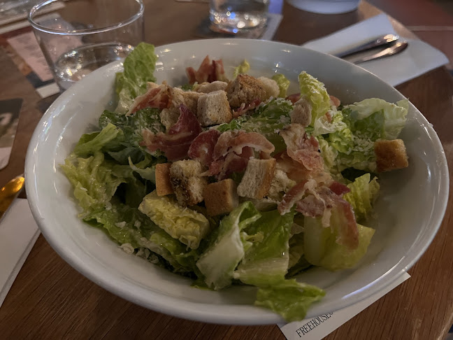 Walrus Pub & Beer Hall - Toronto