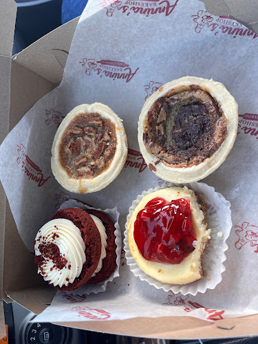 Annina's Bakeshop & Catering - Uxbridge