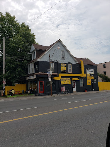 934 Manning Ave, Toronto, ON M6G 2X4