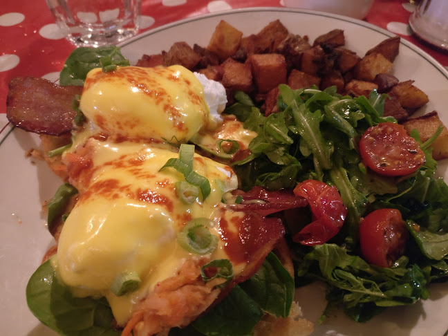 1426 Queen St W, Toronto, ON M6K 1M1