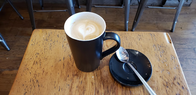 153 Dupont St, Toronto, ON M5R 1V5