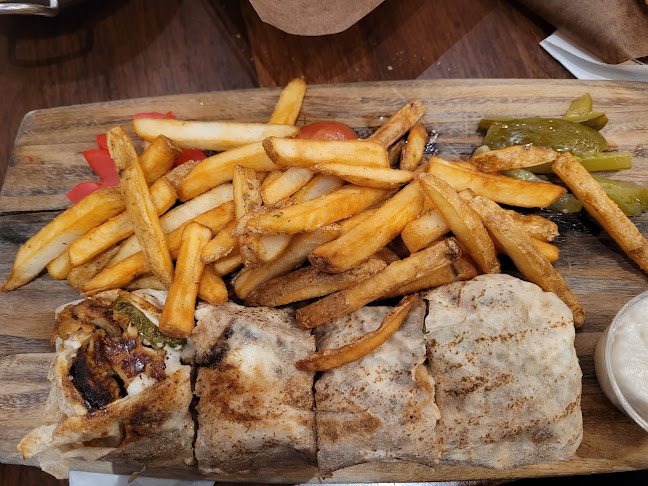 Paramount Fine Foods - Hospitality and gastronomy