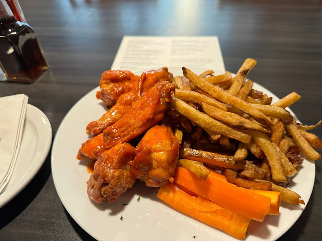 100 Front St E, Toronto, ON M5A 1E1