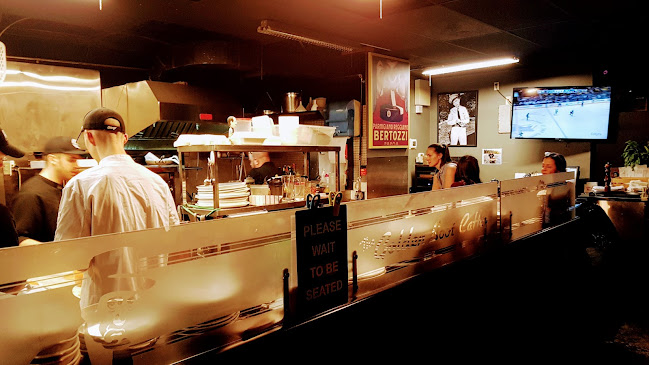 1028 Ridgeway Ave, Coquitlam, BC V3J 1S5