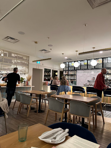 Comentarii opinii despre Elma