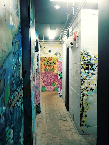 63 Victoria Crescent, Nanaimo, BC V9R 5B9