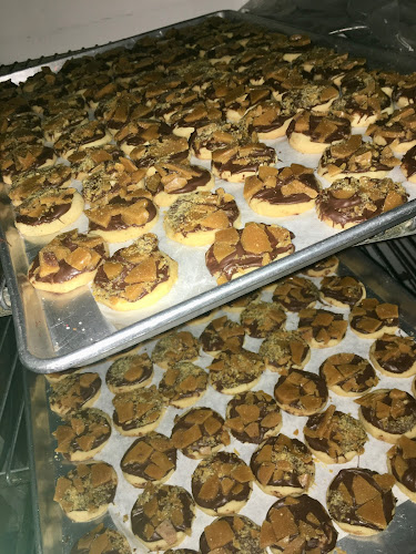 Opinii despre A E Jones Bakery în Caledonia - Hospitality and gastronomy