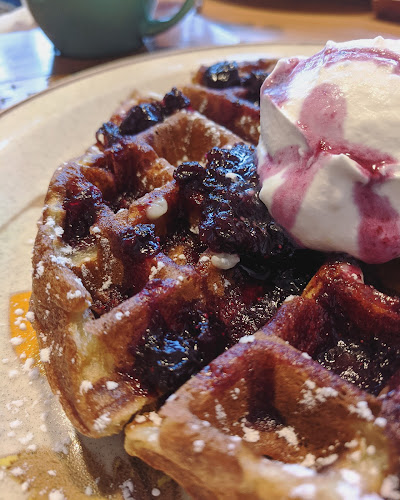 2207 Oak Bay Ave, Victoria, BC V8R 1G4