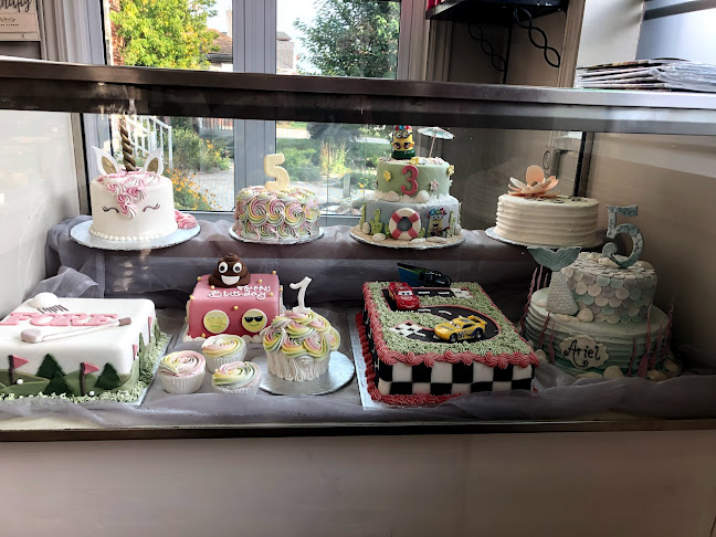 Opinii despre Cakes By Design în Barrie - Hospitality and gastronomy
