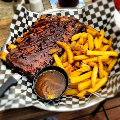 Roxbury Pub & Grill - London