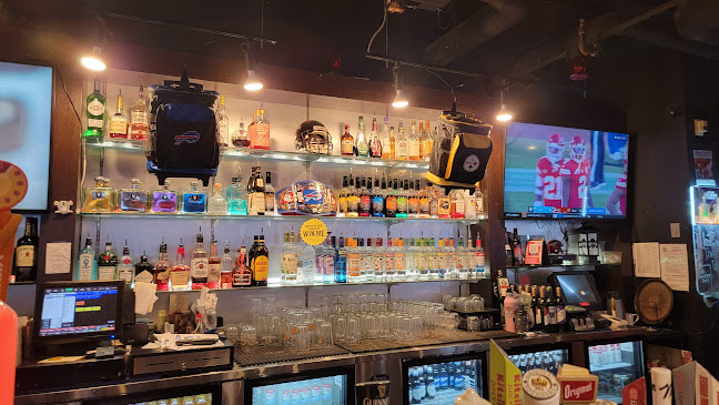 Opinii despre Side Street Pub & Grill în Calgary - Hospitality and gastronomy