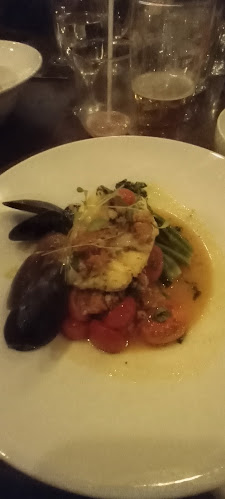 Illuminaté Restorante - Steakhouse, Seafood, Italian