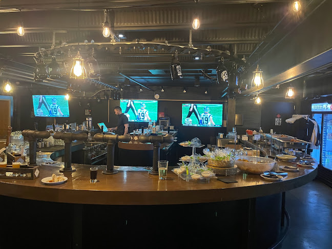 728 17 Ave SW, Calgary, AB T2S 0B7